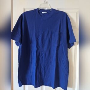 British Marks and Spencer NWOT, mans T-shirt, waffle effect in L, in rich blue